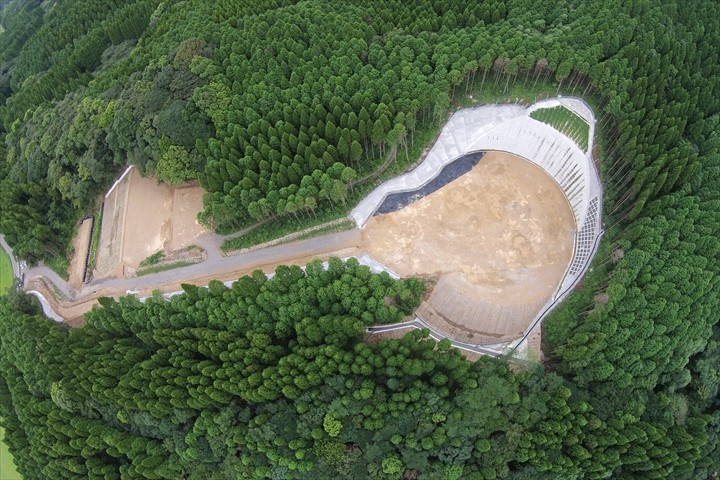 平成26年度肝属中部（二期）農業水利事業鹿屋ファームポンド敷地造成その他工事