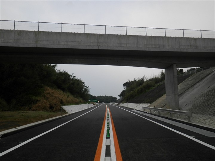 鹿児島3号餅井地区舗装工事