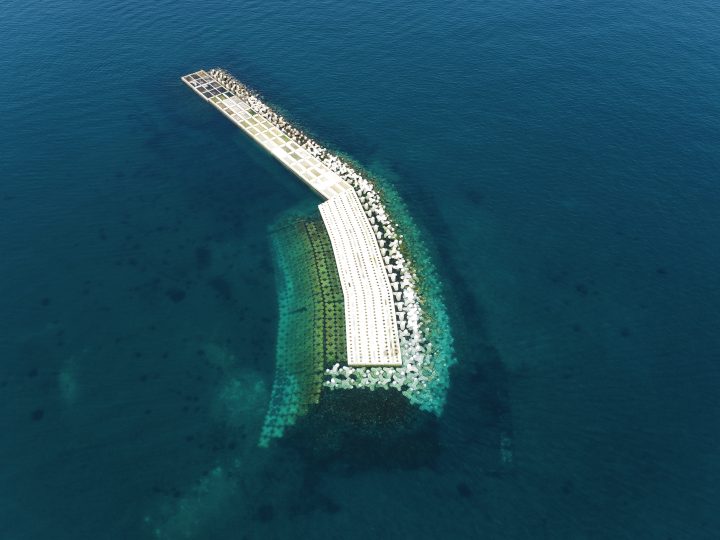 令和３年度指宿港海岸（湯の浜地区）突堤（大山崎）築造工事