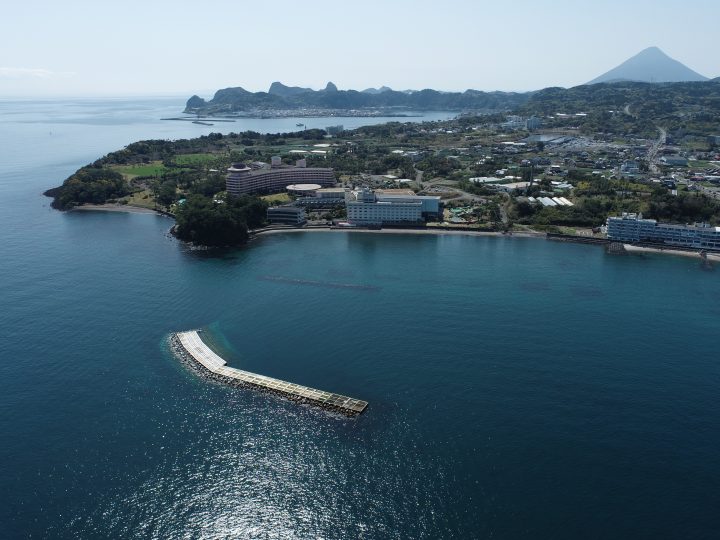 令和３年度指宿港海岸（湯の浜地区）突堤（大山崎）築造工事