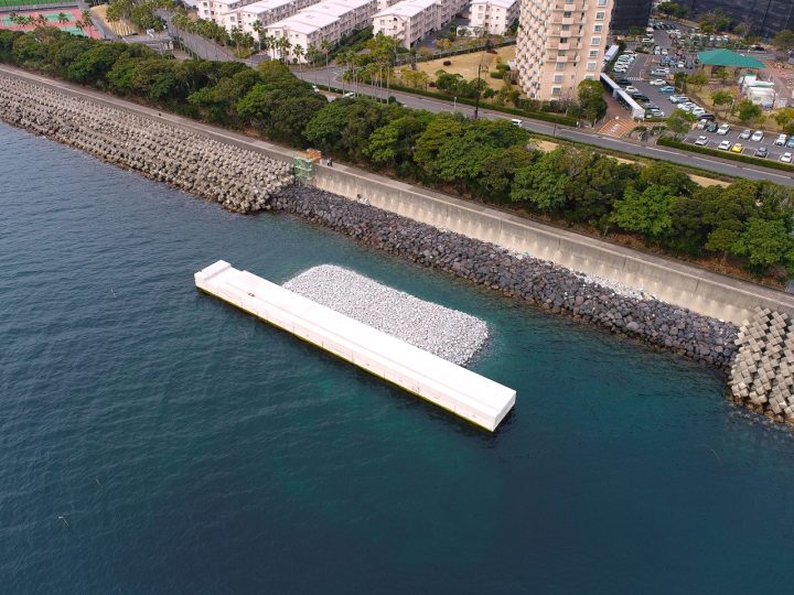 令和６年度鹿児島港（鴨池中央港区）臨港道路護岸築造工事（第４次）