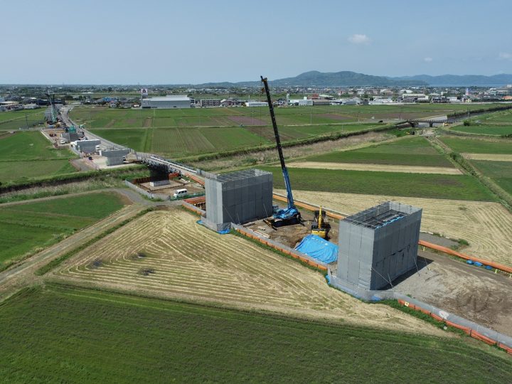 鹿児島３号六月田橋下部工Ｐ８外工事