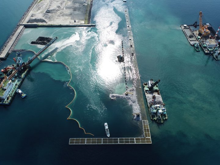 令和6年度川内港(唐浜地区)岸壁(-12m)裏込工事(第2次)